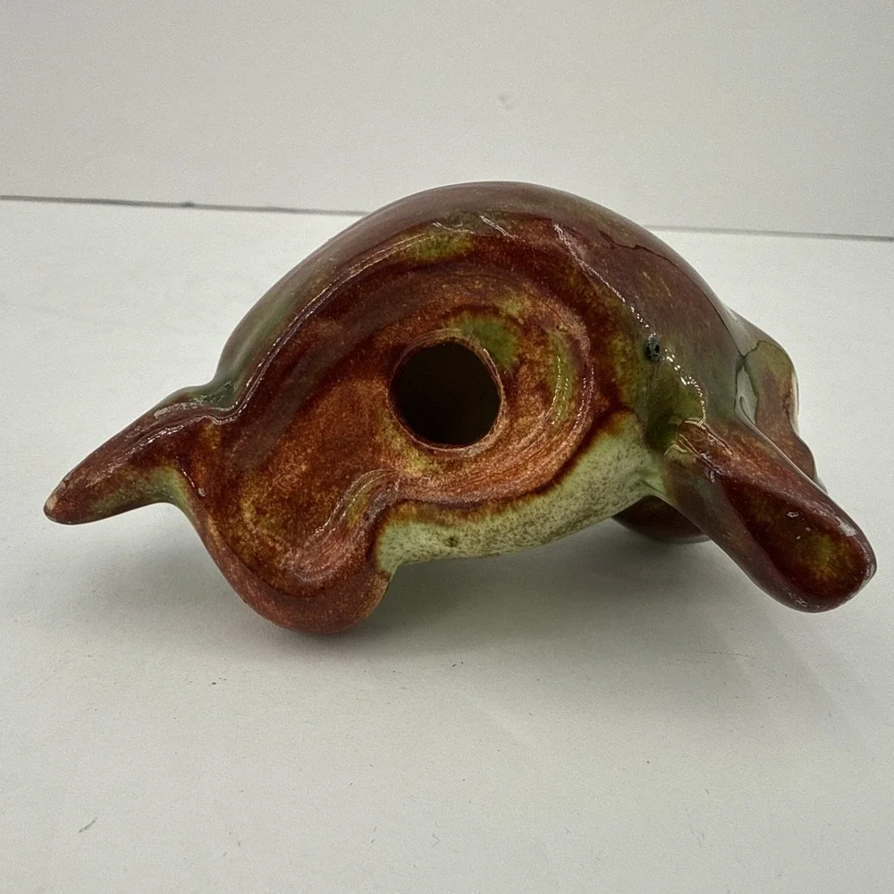 Vintage Little Ceramic Knick Knack Shelf Sitter Green Frog